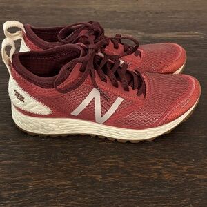 New Balance Gobi trail running. Sz 6.5. Like new.